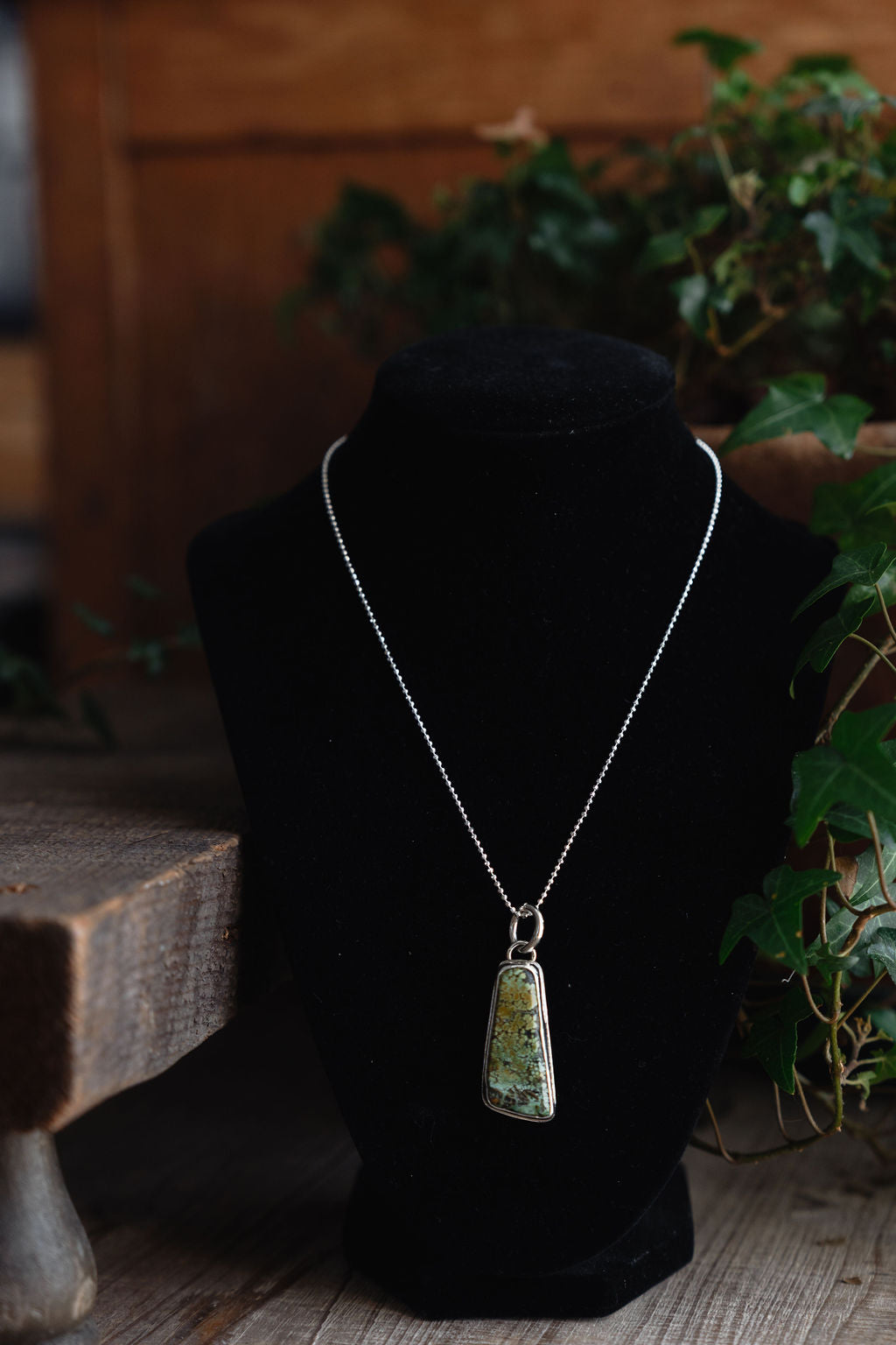 Rustic Green Hubei Pendant