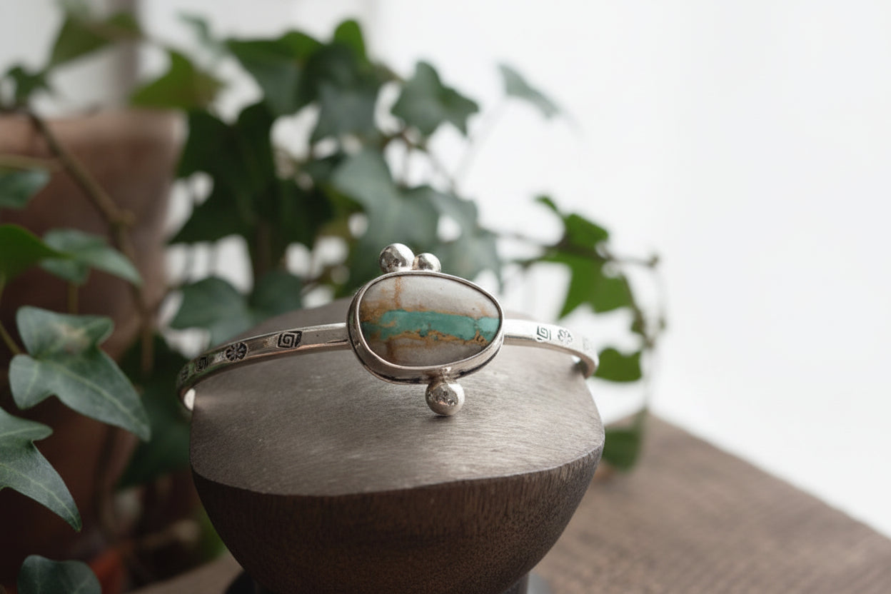 Boulder Ribbon Cuff