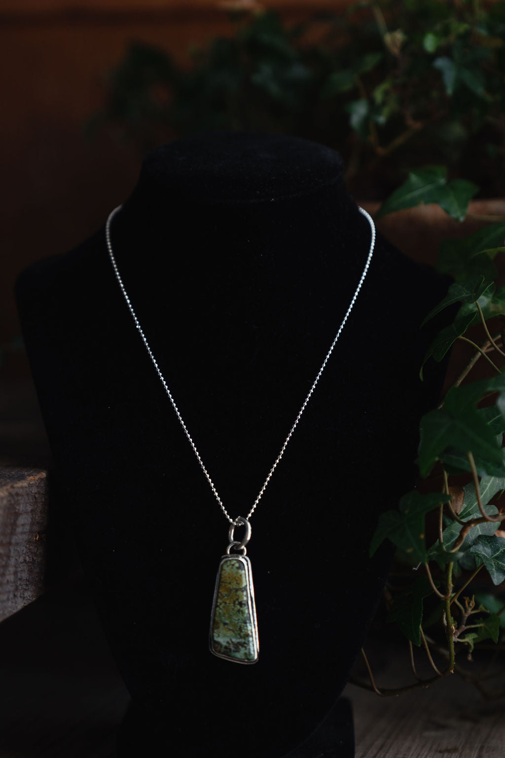 Rustic Green Hubei Pendant