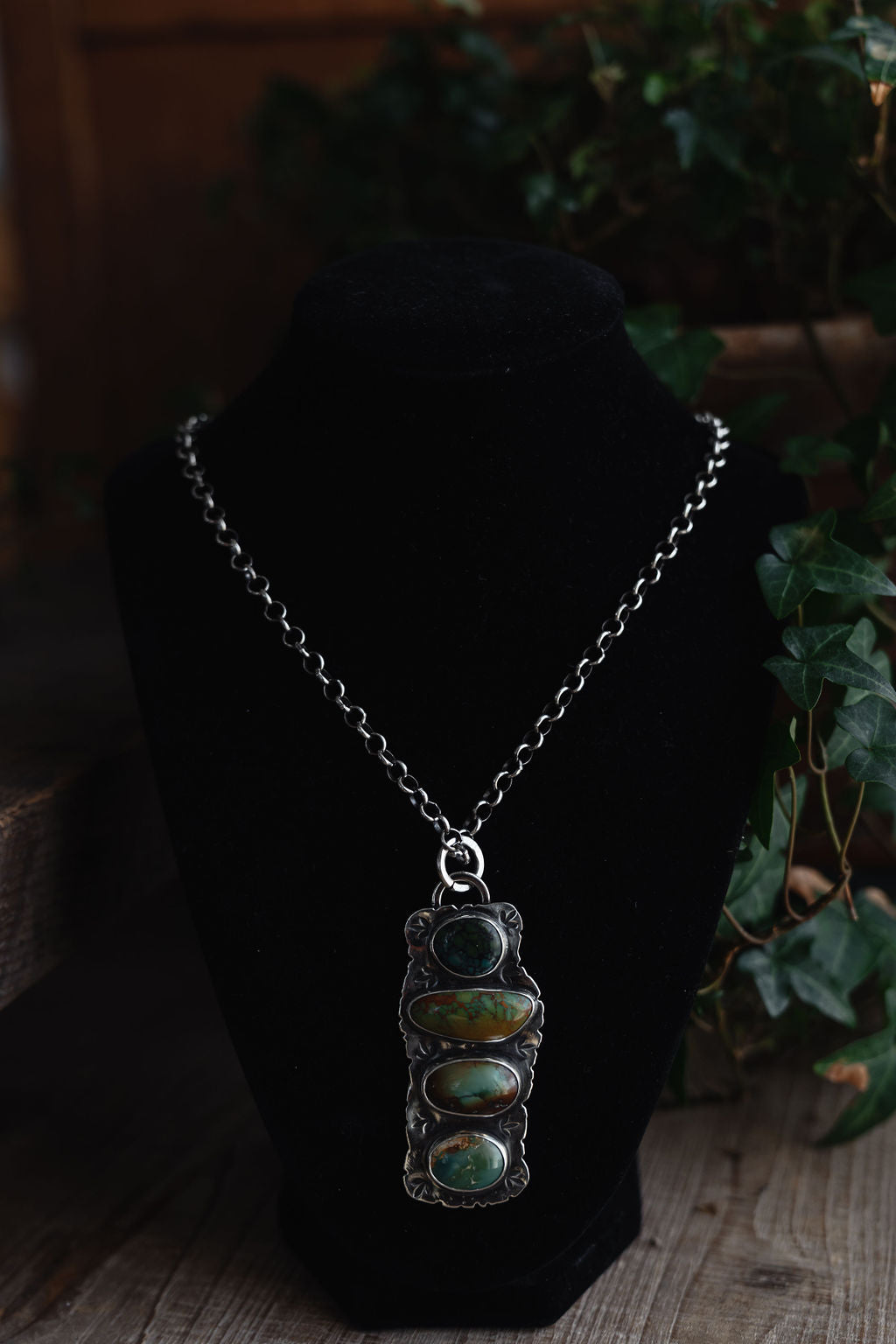 Unisex  Rustic Woodland Necklace