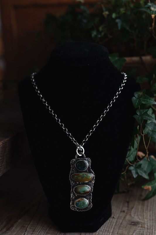 Unisex  Rustic Woodland Necklace